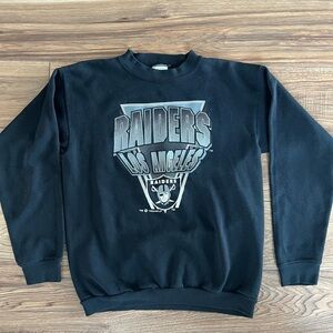 Los Angeles Raiders NFL Vintage Crewneck 🏴‍☠️🏈